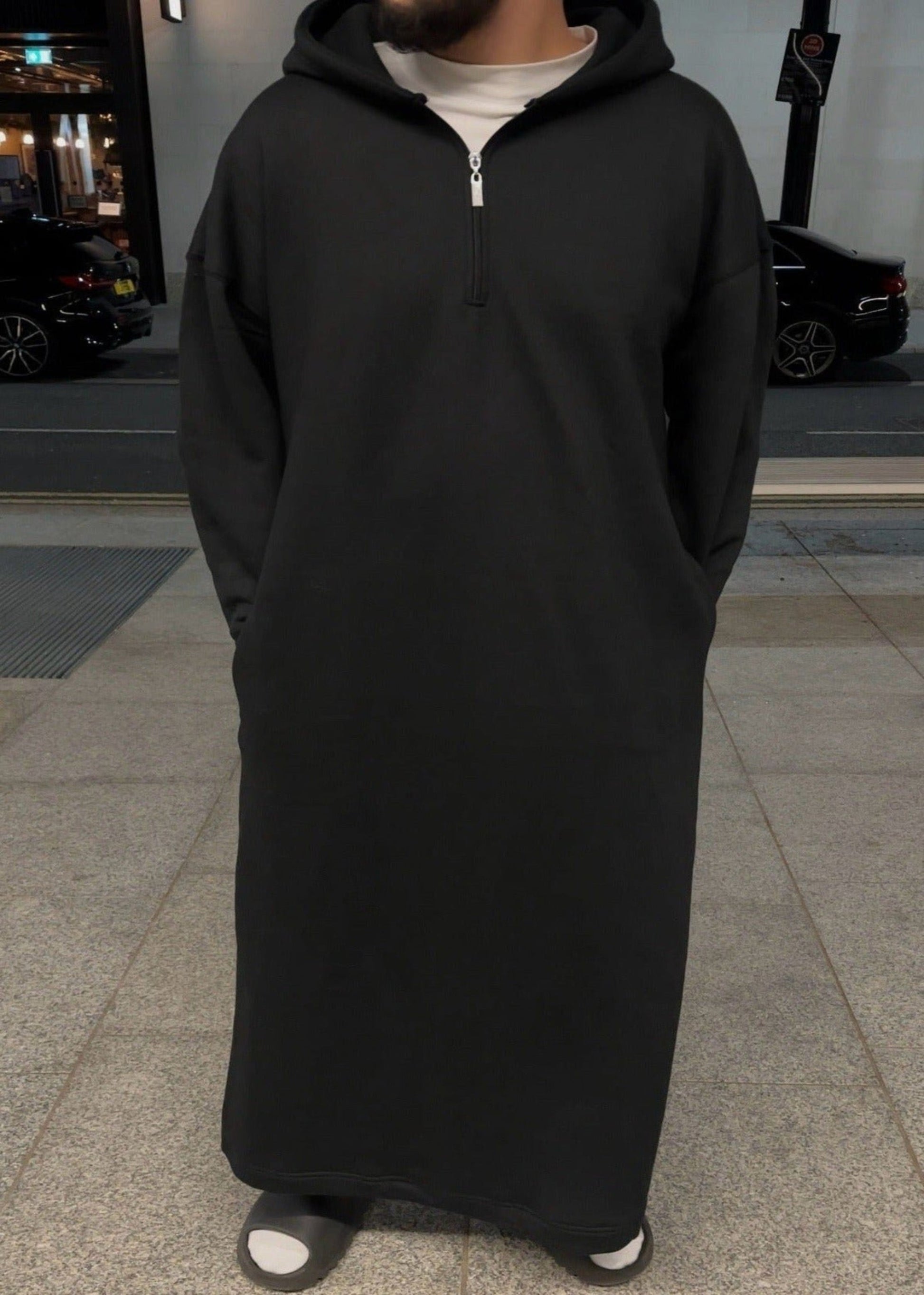 Black Jumper Thobe