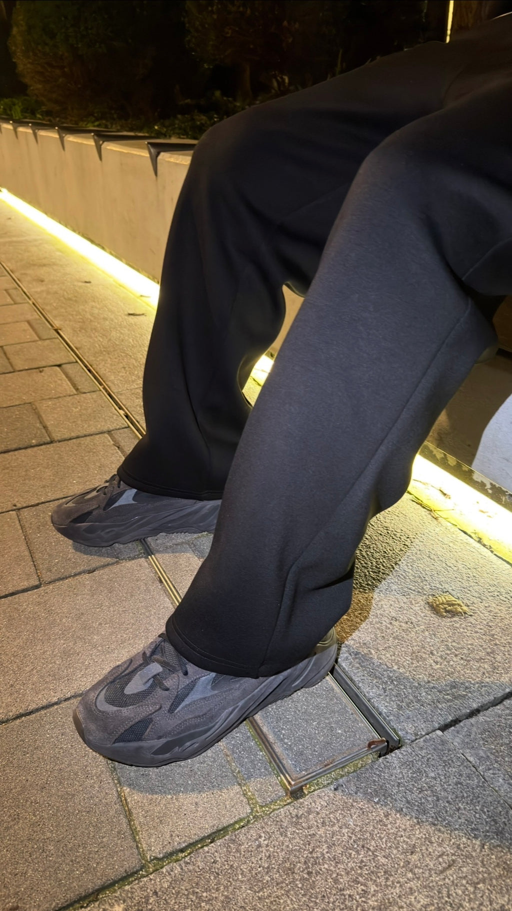 Black Signature Straight Leg Sweatpants