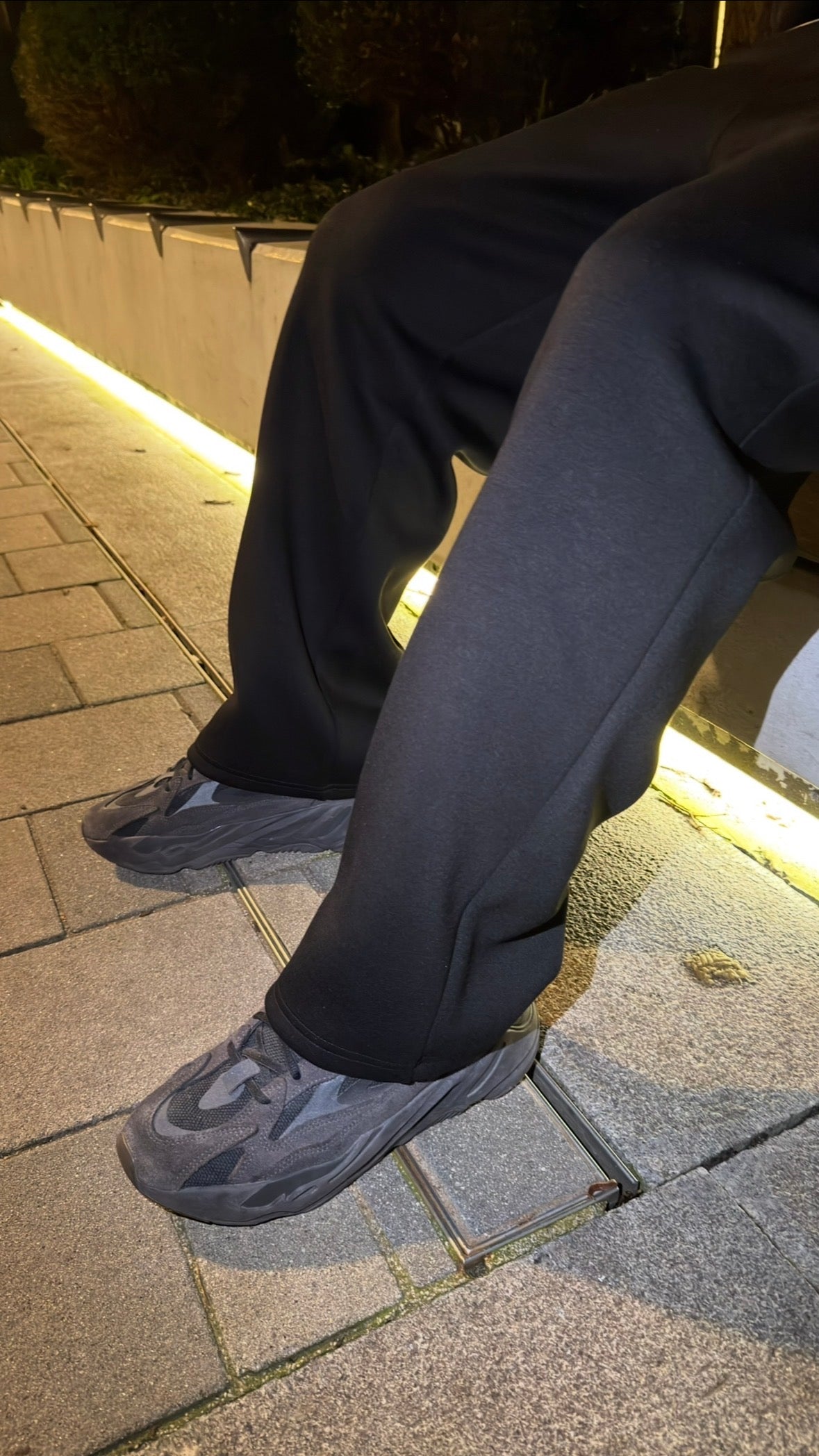 Black Signature Straight Leg Sweatpants